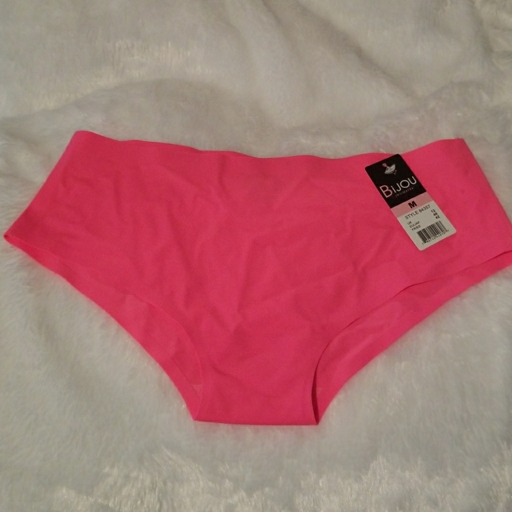 New seemless panties